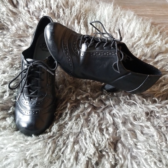 SM Shoes - SM Heeled Oxfords